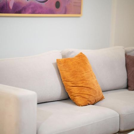 Center Tirana Liv Apartment Екстер'єр фото