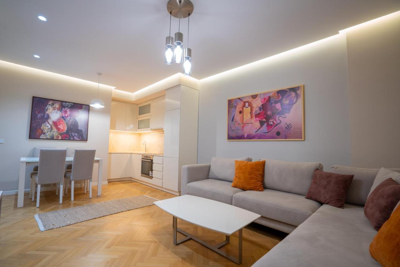 Center Tirana Liv Apartment Екстер'єр фото
