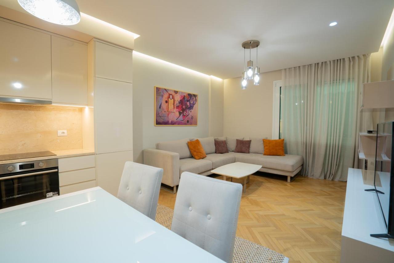 Center Tirana Liv Apartment Екстер'єр фото