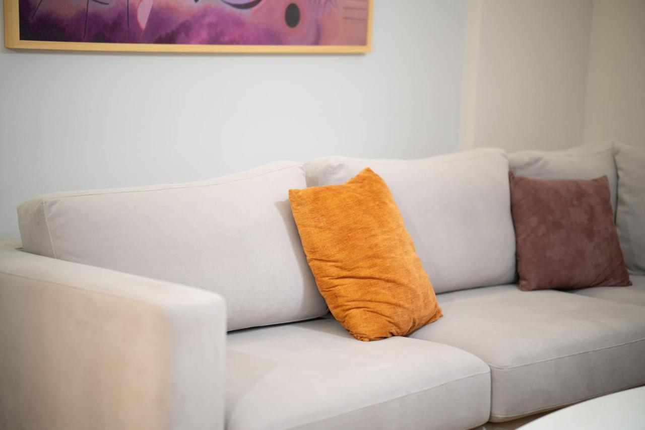 Center Tirana Liv Apartment Екстер'єр фото