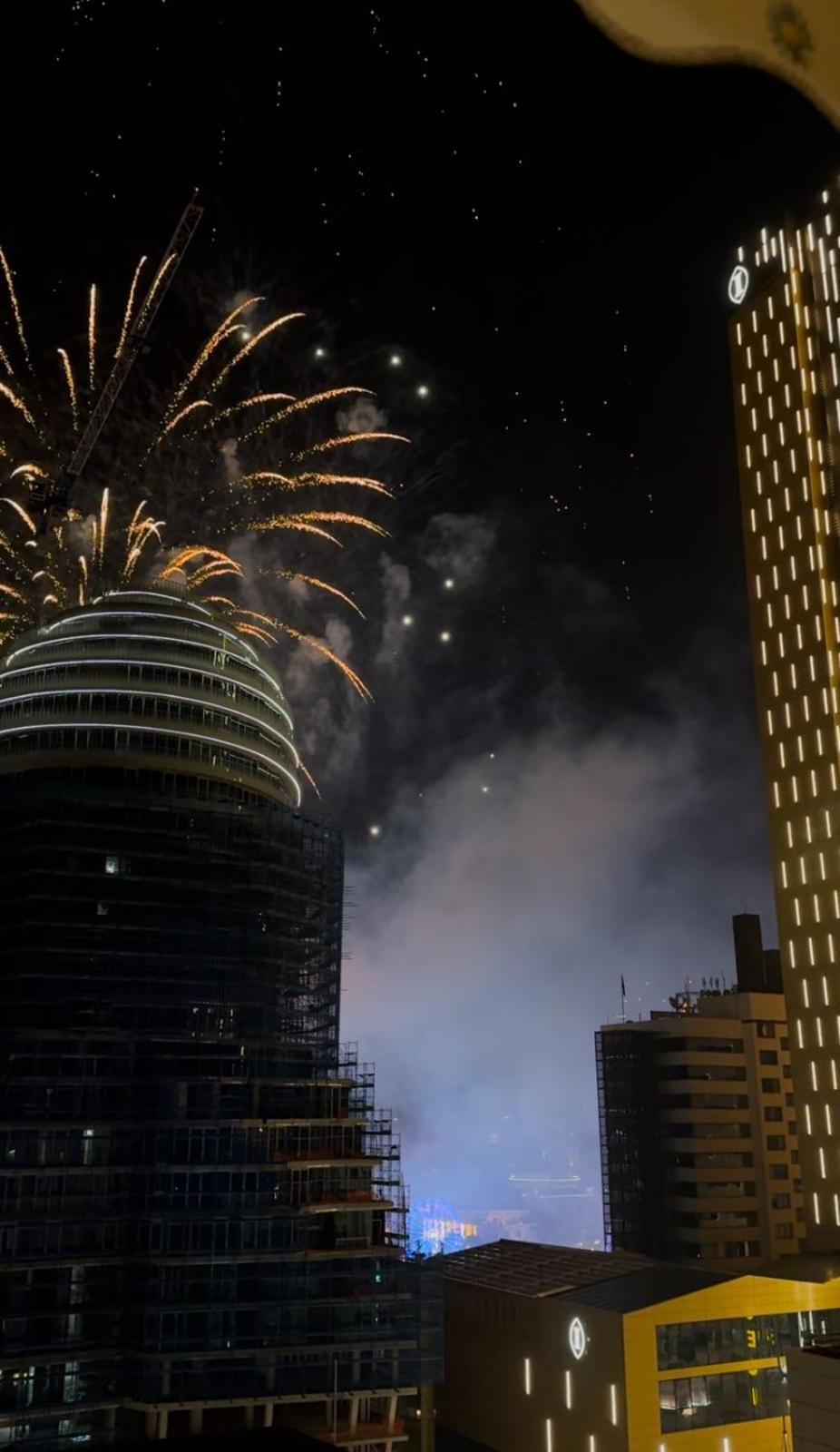 Center Tirana Liv Apartment Екстер'єр фото